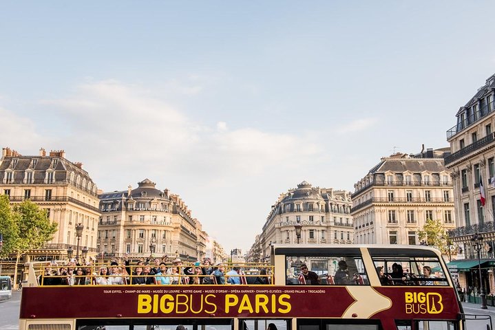 Paris Big Bus Hop-On Hop-Off Tour including Seine River Cruise